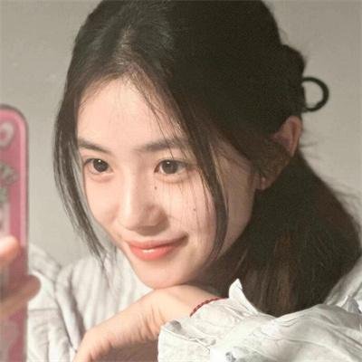没有男人,女人更美海报